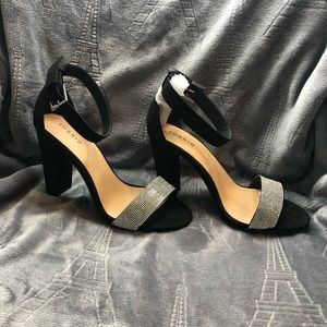 Torrid 3.5 inch Heel Size 10W NWT